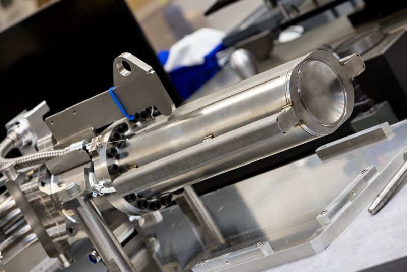 The ISIS Neutron and Muon Source Target Station 1 (TS1) target assembly